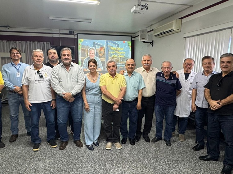 Planejamento: Presidente e Mesa Administrativa se reúnem para última reunião de 2025