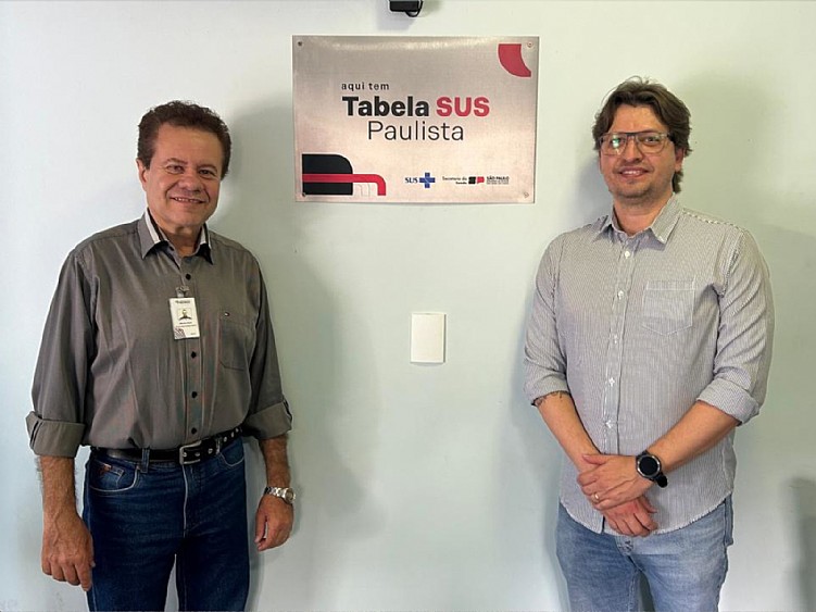 Santa Casa de Jales recebe placa do programa “Aqui tem Tabela SUS Paulista