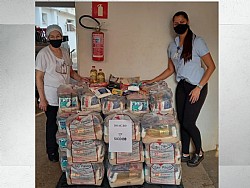 Cooperativa SICOOB doa 50 cestas da Live da Cantora Marília Mendonça para Santa Casa de Jales