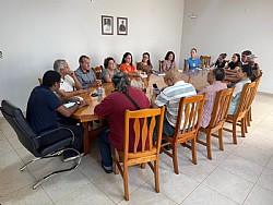 Santa Casa de Jales e entidades da cidade participam de reunião com a CONAB e a CEAGESP