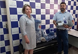 APEOESP de Jales realiza doação de mantas para a Santa Casa de Jales